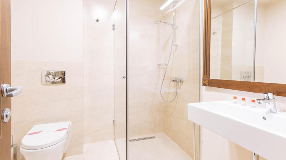 Hotel Alpin Rarau Кымпулунг-Молдовенеск Экстерьер фото